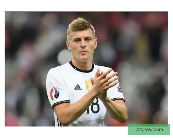 2026年世界杯最佳阵容揭晓 超级球星共襄盛举彰显足球巅峰实力